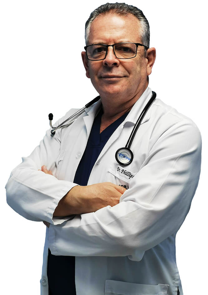 Doctor Herberth Phillips Castro, médico general en San Ramón de Alajuela.